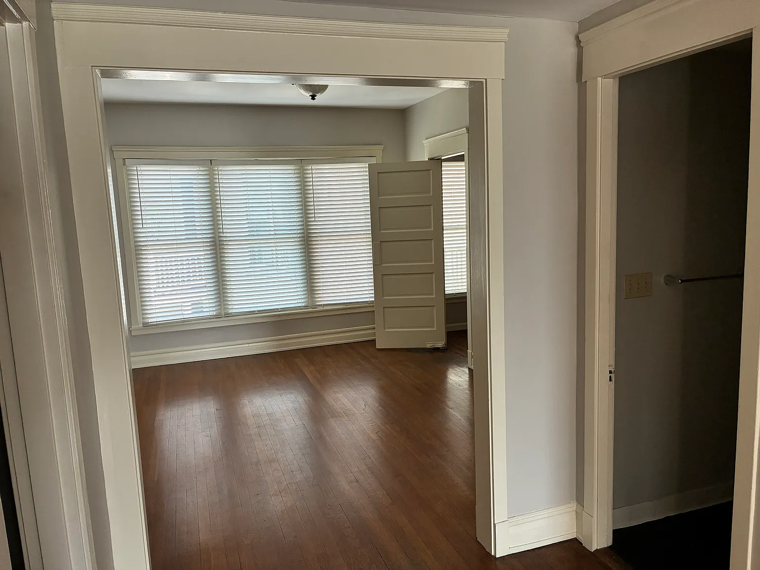 2 bed, 1100 sqft, $1,475 — Photo 3