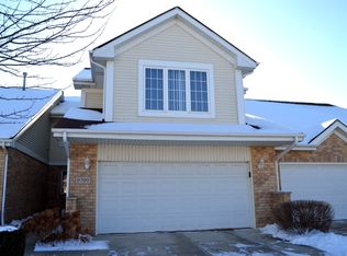 9709 Hillcrest Cir, Orland Park, IL 60467