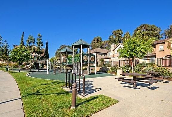 5th image of 3635 W Medici Ln