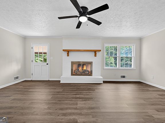 3rd image of 2344 W McIntosh Rd