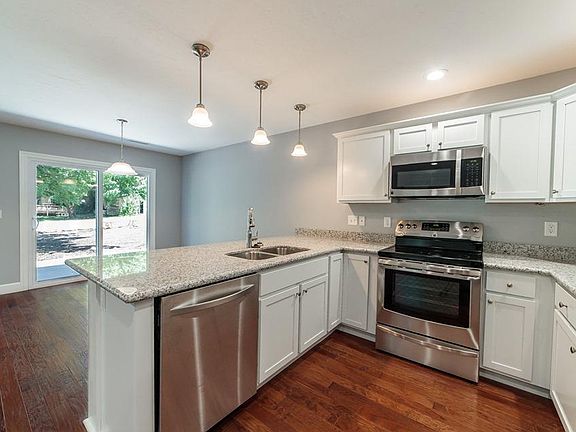 4th image of 1508 E 6th Ave