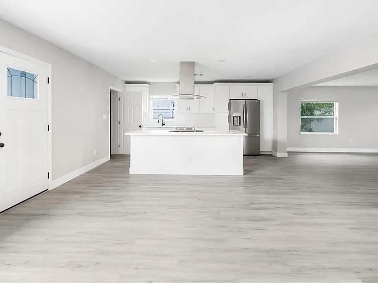 10341 Kumquat Ln — Photo 7