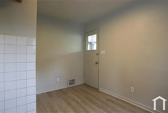2 bed, $1,250 — Photo 3