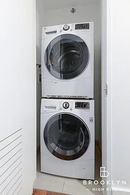 Rented by Brooklyn High Rise LLC | media 8