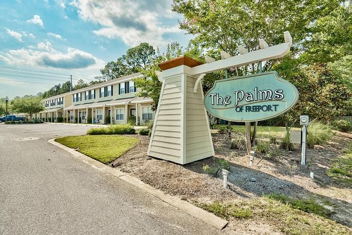 Palms of Freeport Luxury Townhomes