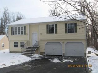 15 Maranook Rd, Worcester, MA 01606