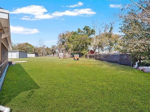 3rd image of 1355 W Taylor Rd