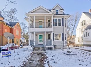 30 Parkwood St, Springfield, MA 01108