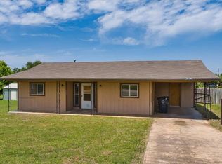 416 Wilson St, Mason, TX 76856