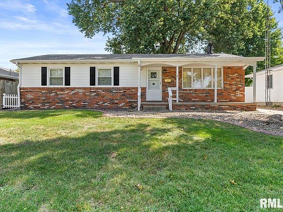 2nd image of 8 Foresters Ln