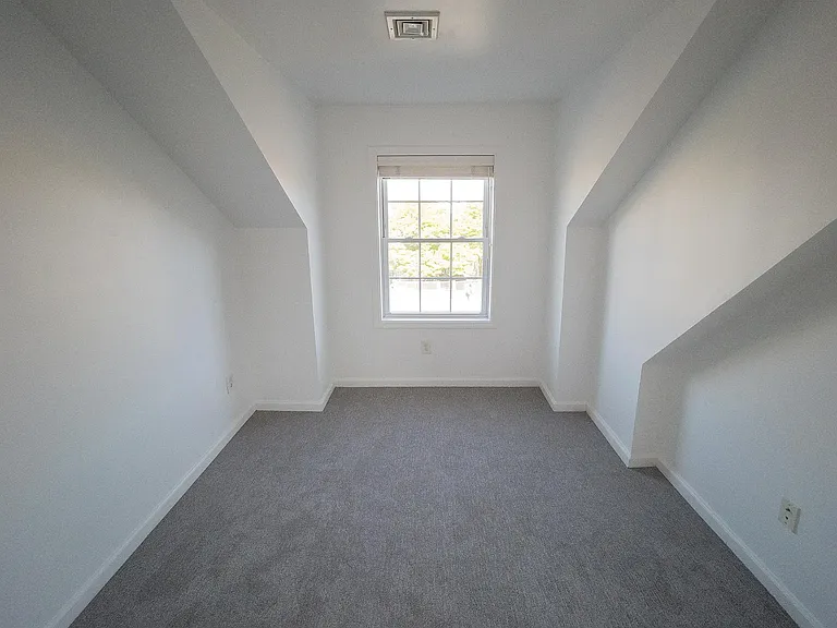 111 S Main St #3 — Photo 3