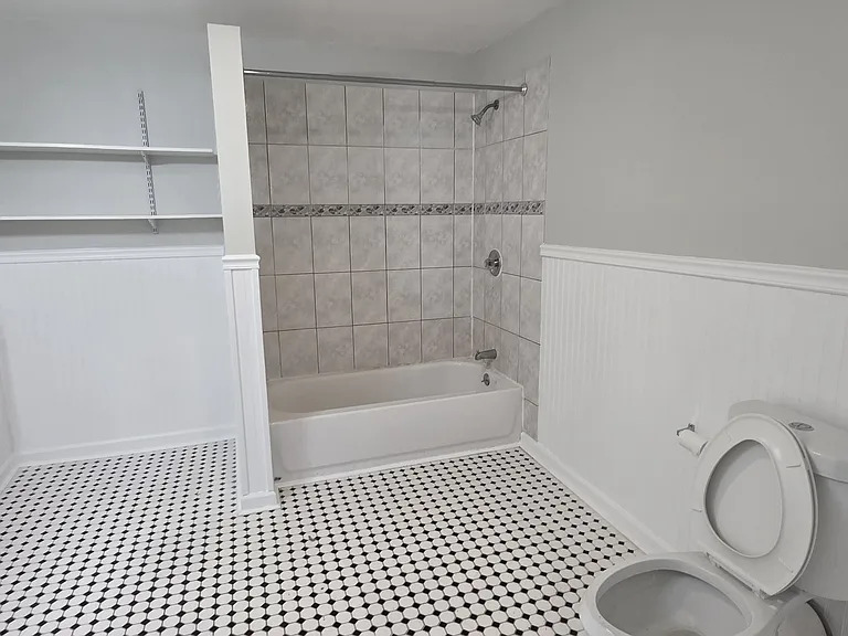 84 Sanford Ave #1 — Photo 8
