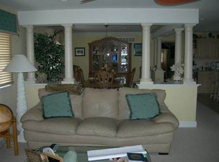 352 E Seaspray Rd, Ocean City, NJ 08226