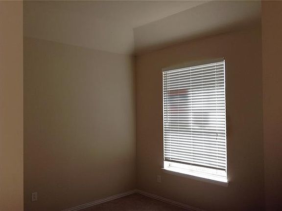5th image of 4740 Monarch Dr