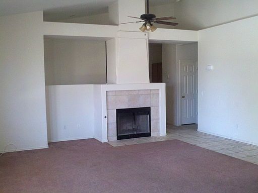 4th image of 16542 N 105th Way