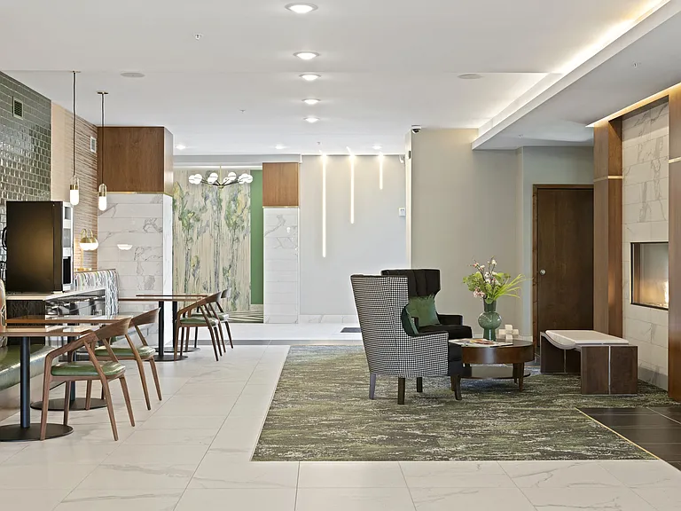 Lobby & Coffee Bar