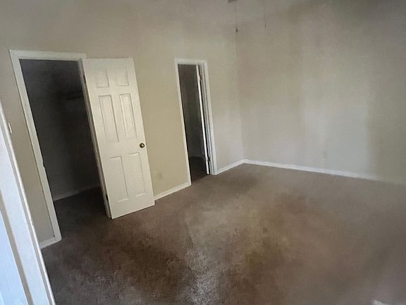 3rd image of 251 Ethel St