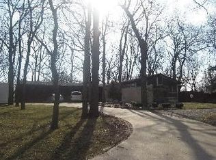 715 W Park St, Olathe, KS 66061