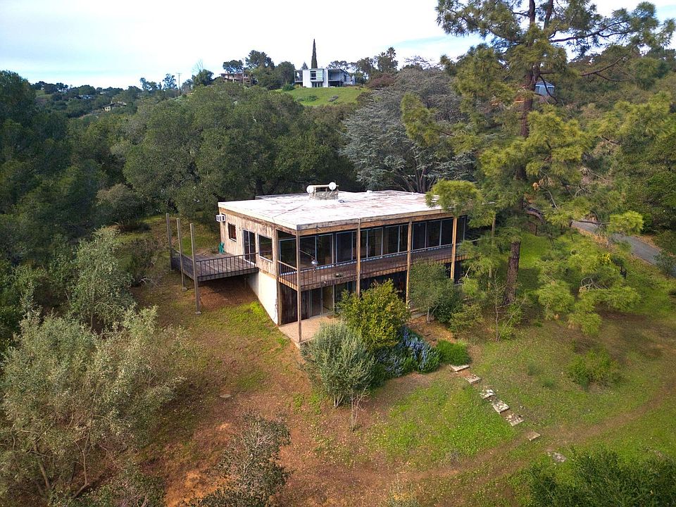 1st image of 26969 Moody Rd