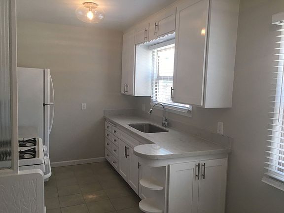 4th image of 30 Alboni Place Bonito Ave #25-01