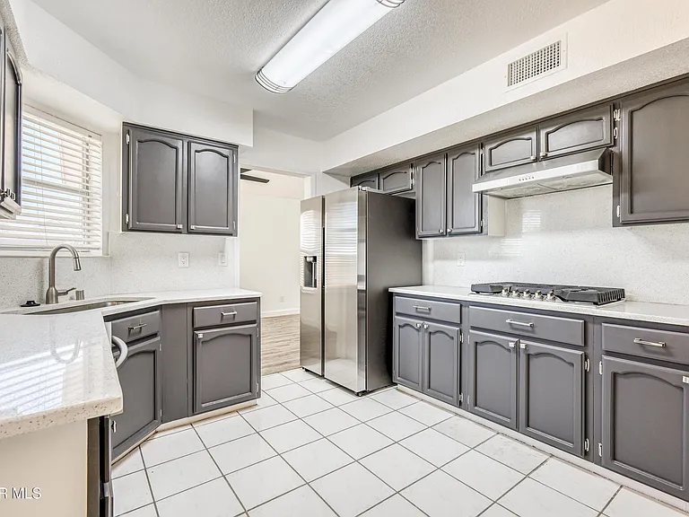 1229 Diamond Cove Pl — Photo 16