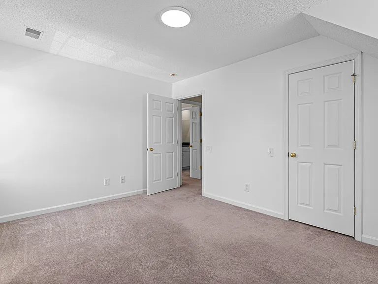 118 Saddlechase Ln #1 — Photo 15