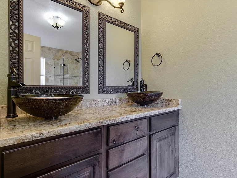 13210 Marrero Dr — Photo 31