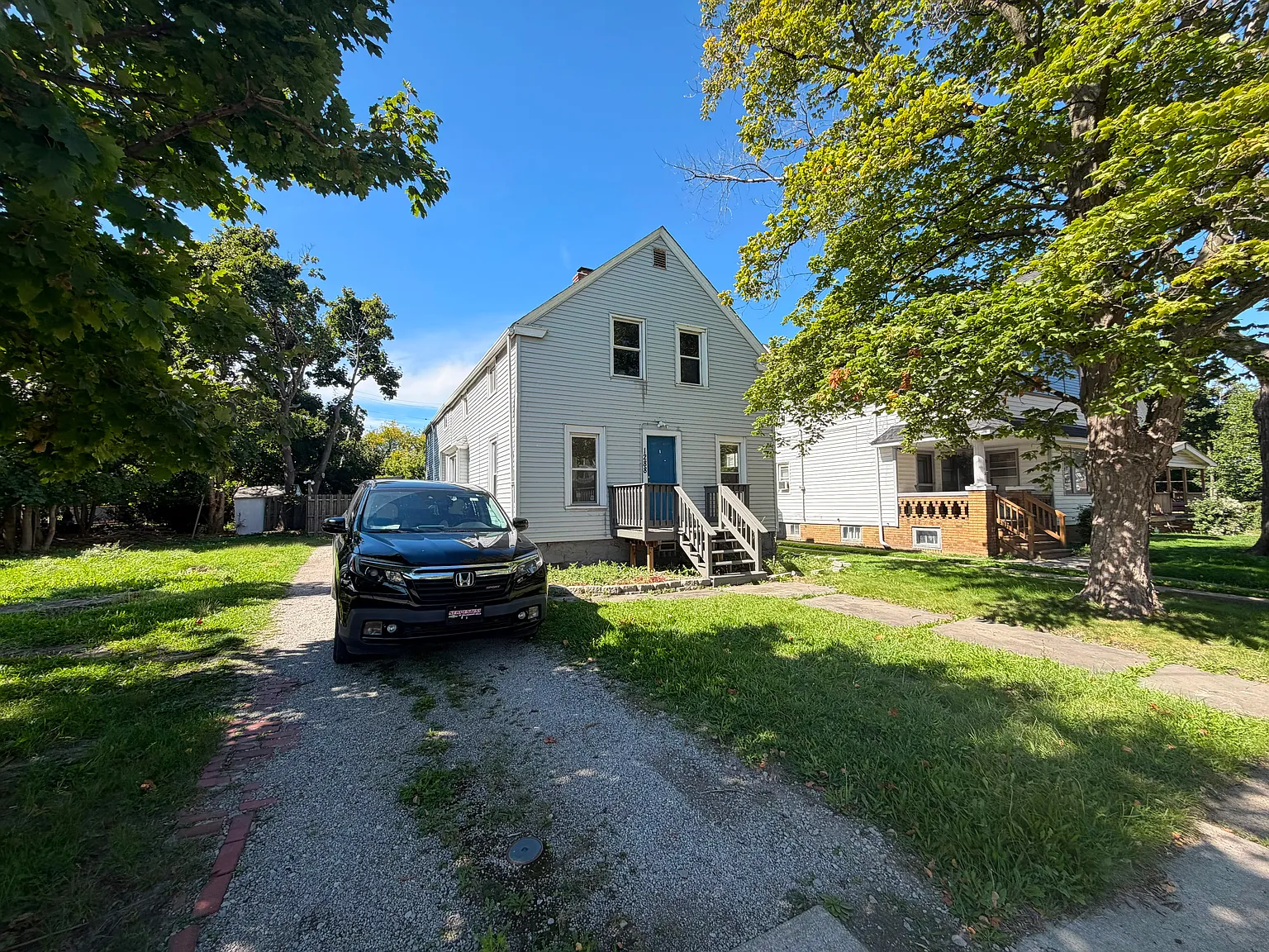 3 bed, 1946 sqft, $1,450 — Photo 3
