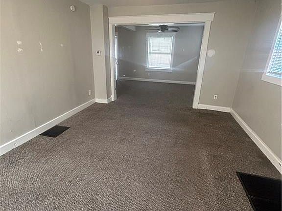 5th image of 3816 Olive St