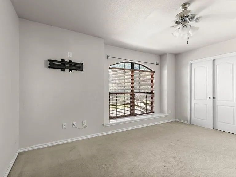 2802 Scottsdale Dr — Photo 37