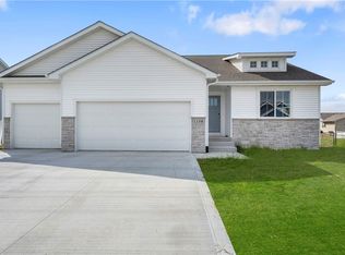 1108 NW Benjamin Dr, Ankeny, IA 50023