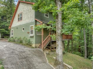 114 Cutter Gap Rd, Townsend, TN 37882
