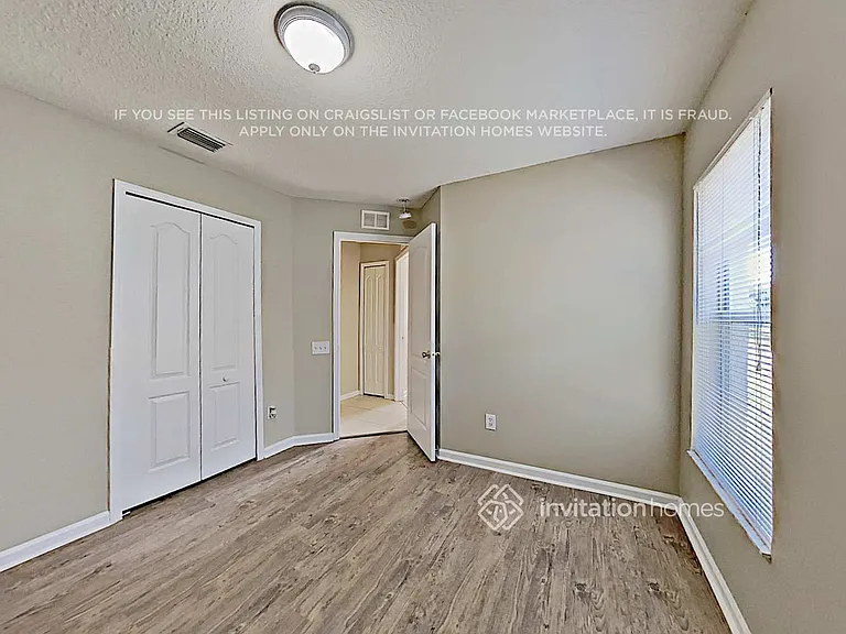 10218 Hunters Haven Blvd — Photo 9