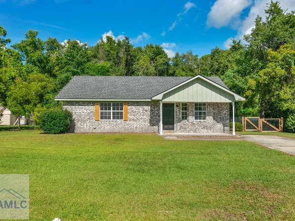 391 Sabreena Cir, Hinesville, GA 31313