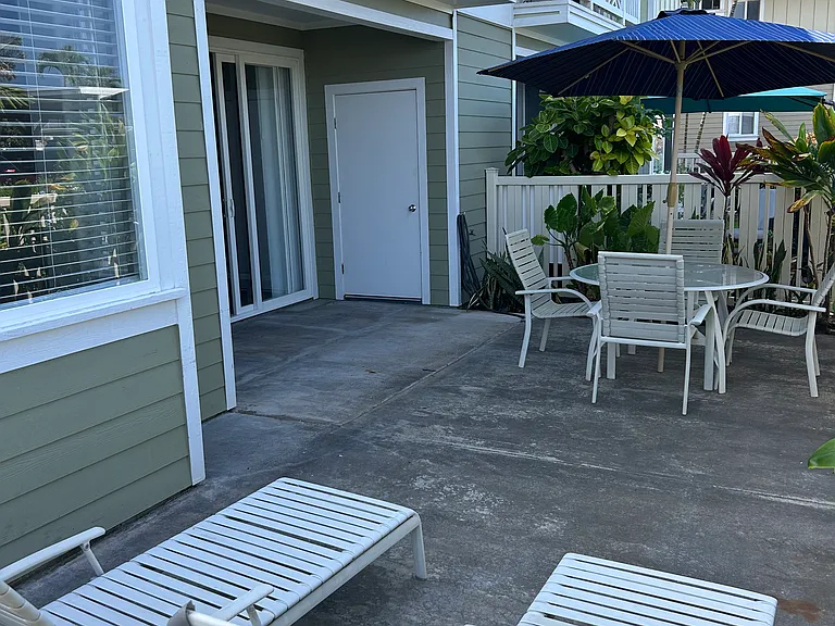 H-1 Lanai and storage closet
