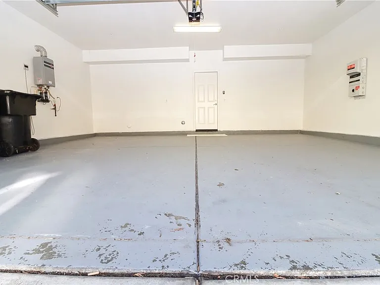 8630 Cava Dr — Photo 19