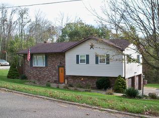 102 Burton Dr, Cadiz, OH 43907
