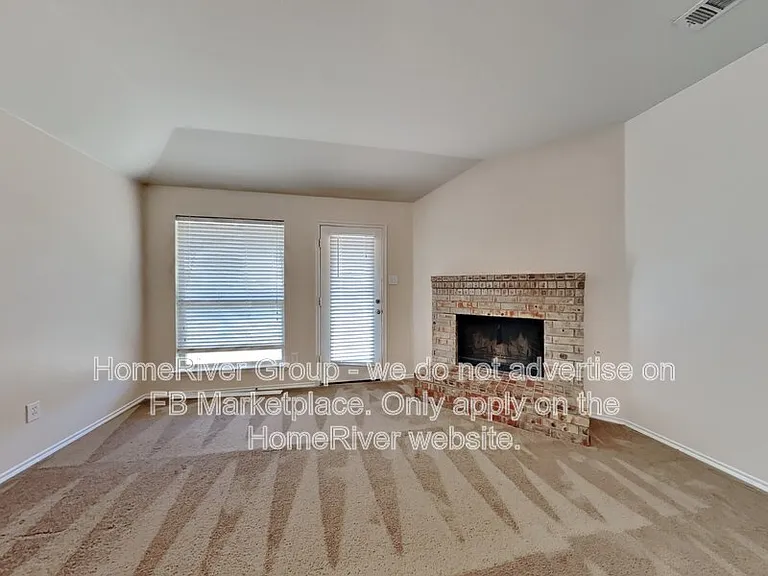 2771 Avery Dr — Photo 6