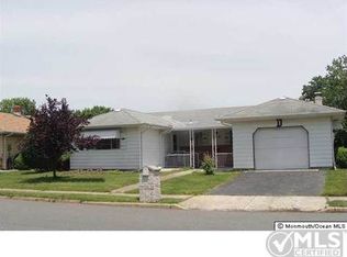 98 Liberta Dr, Toms River, NJ 08757