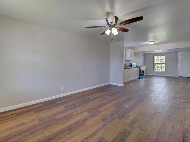 7957 Ritz St — Photo 4