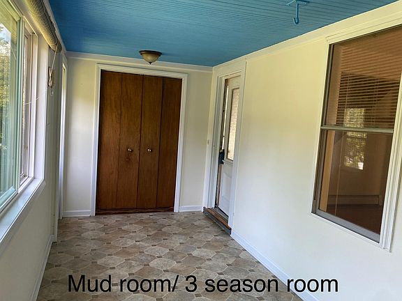 Mud room/ 3 season room