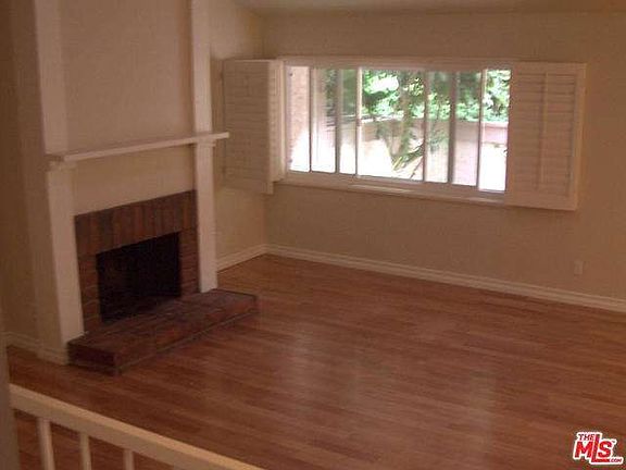 5th image of 1616 Palisades Dr