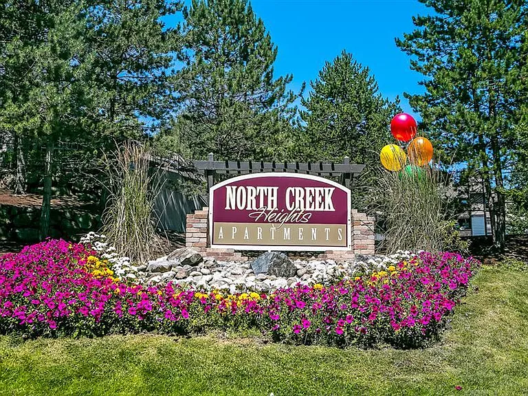 North Creek Heights Apartments — Photo 3