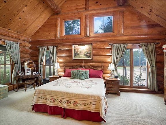 5th image of 350 Homestead Ln