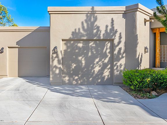 1853 Forest View - Copy 13 - Garages