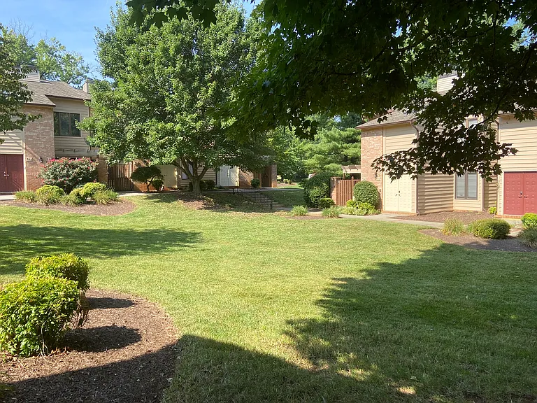 107 Windward Dr SW — Photo 18