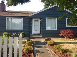 921 N 89th St, Seattle, WA 98103