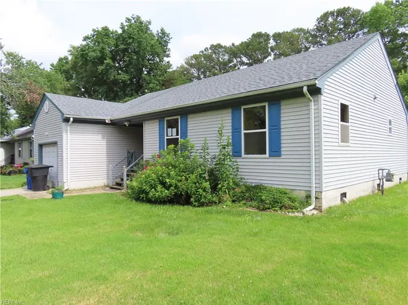 25 Baywood Ln, Portsmouth, VA 23701