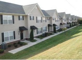 2121 Greenwood Dr #104, Johnson City, TN 37604