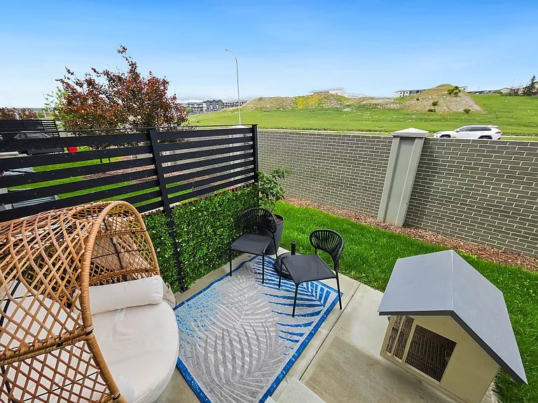 206 Sage Meadows Gdns NW — Photo 37